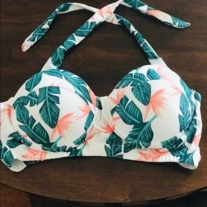 Swimsuit top floral